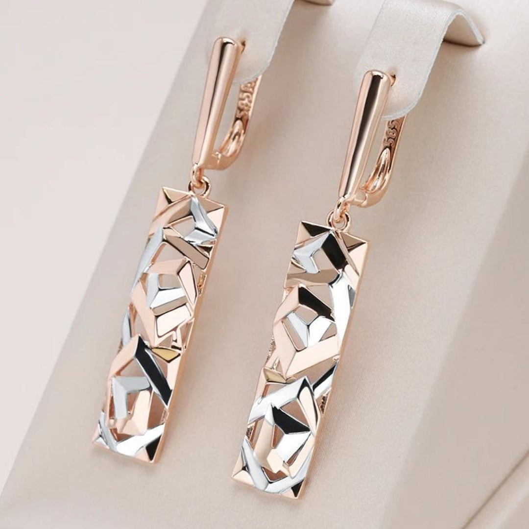 Timeless Earrings — Anne