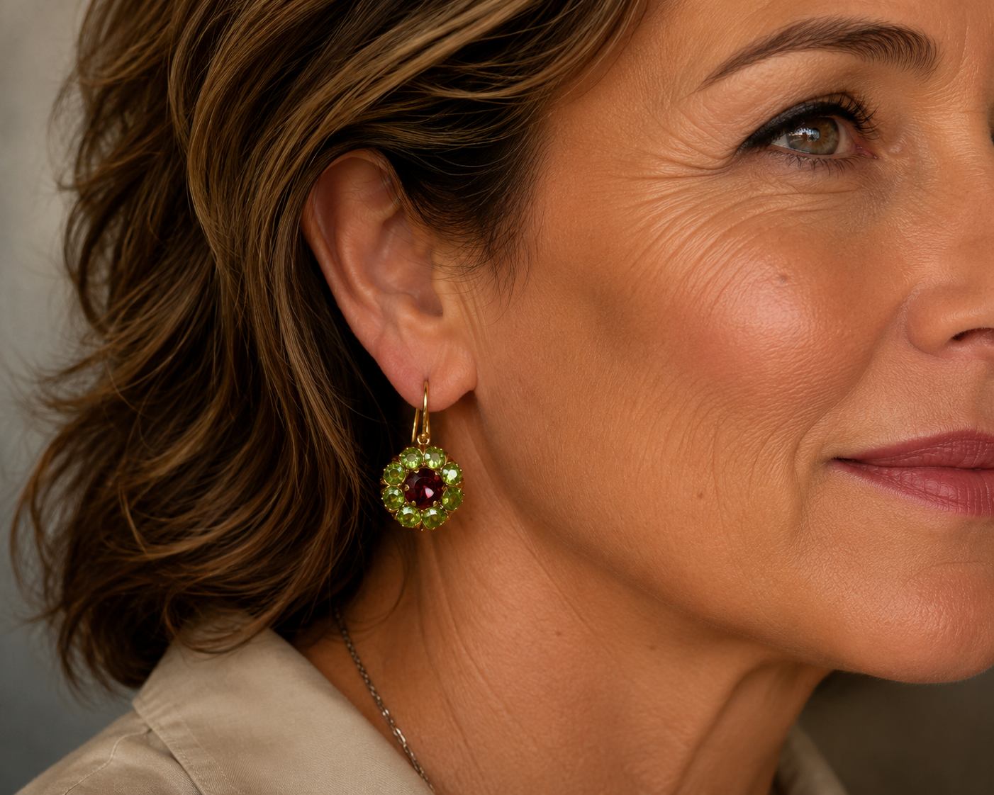 Chic Round Earrings with Green and Red Crystals