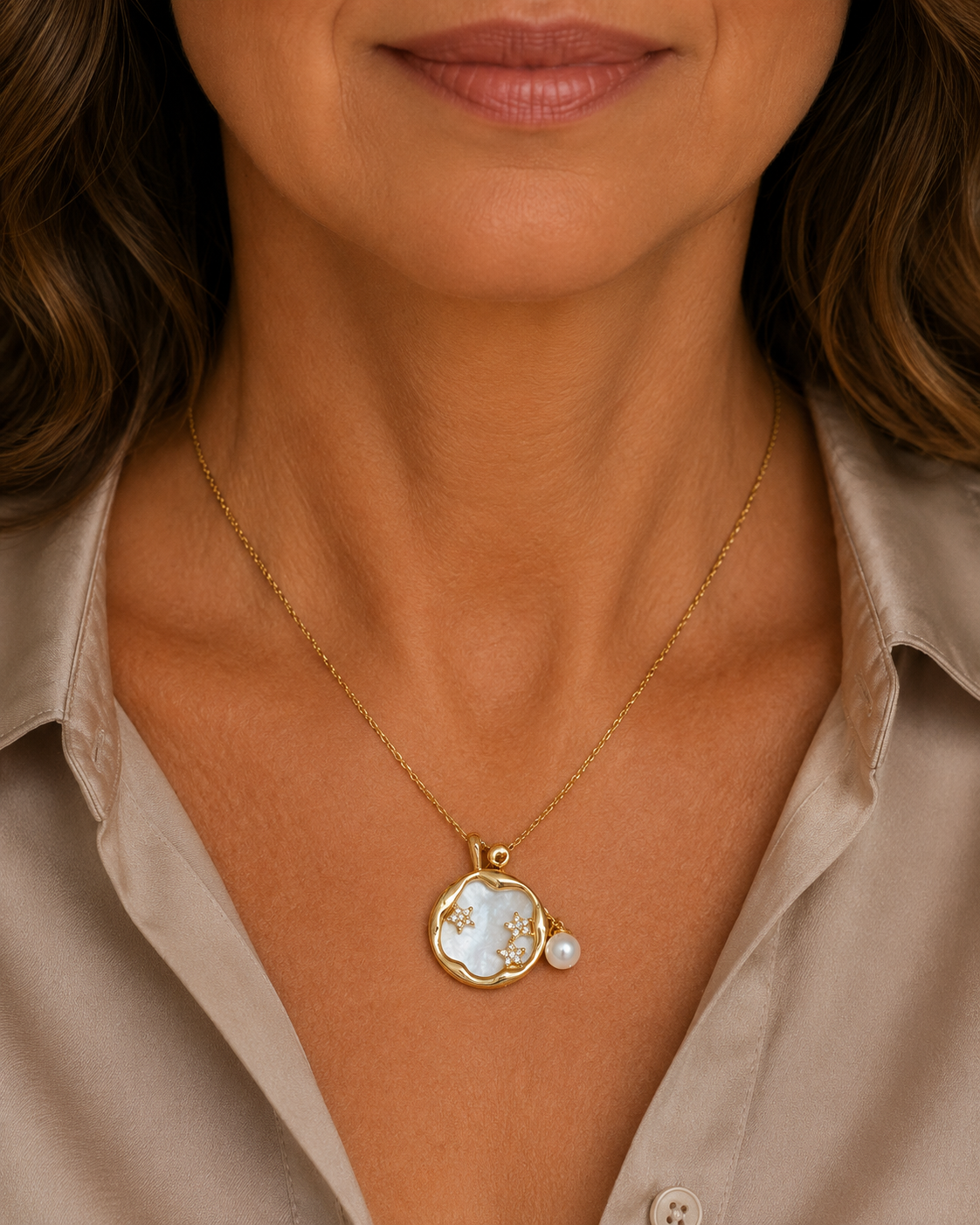 Gold Necklace with Moonstone and Pearl