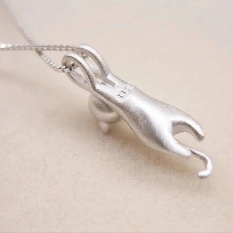 Cheerful Necklace with a 925 Silver Kitten
