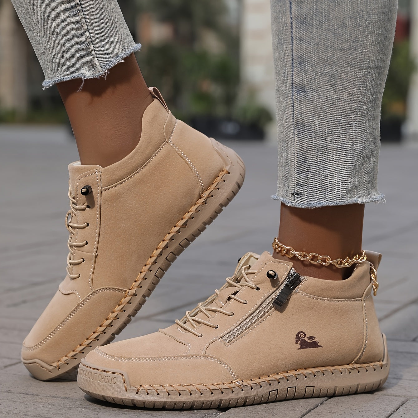 Émy™ | Comfort Sneakers for Therapeutic Relief